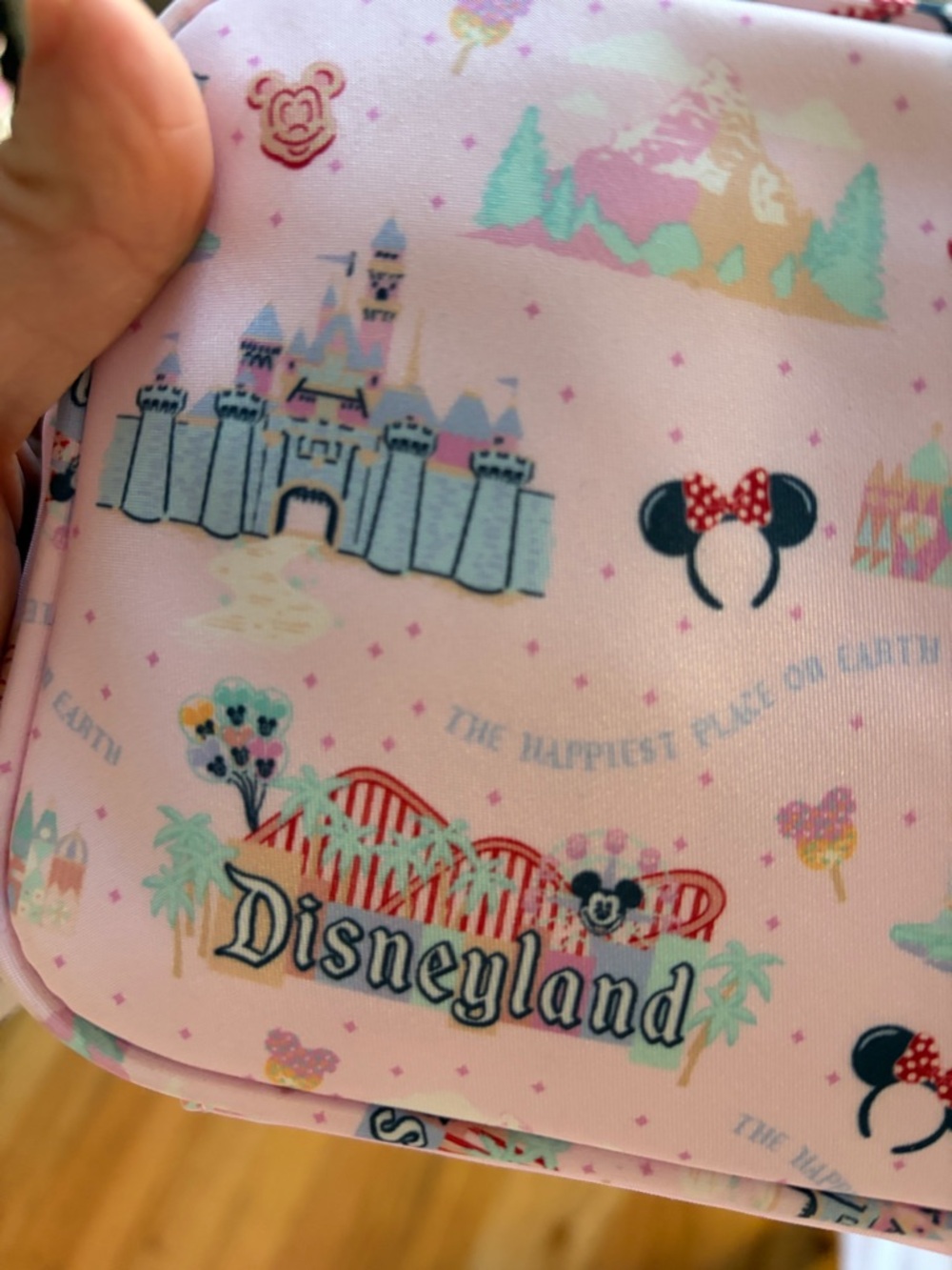 Stoney clover lane Disneyland make up bag - Picture 5 of 6